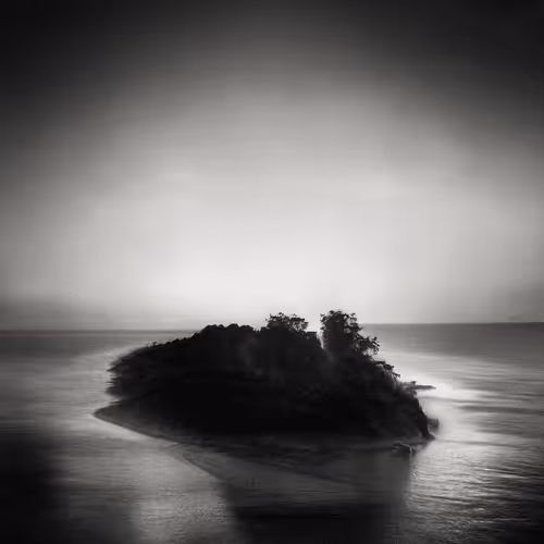 Item #29944342553246244514538317618467859415353478294903514238904969731248796729345 Media