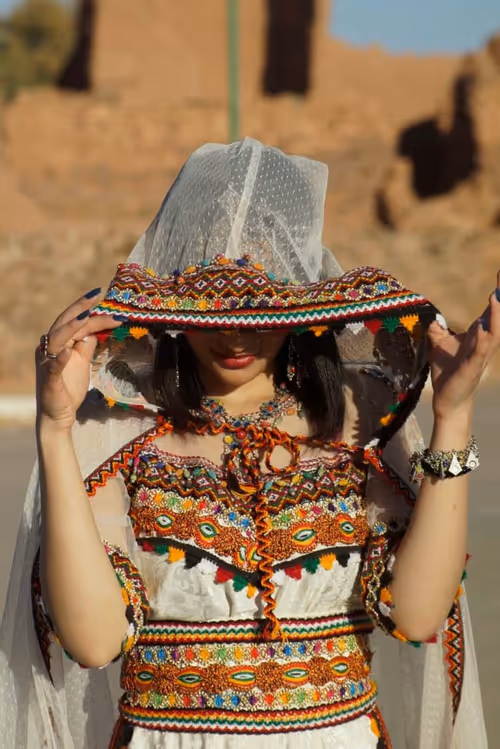 Item #25089187925978155717415726563443023612541701989455771725411524029558065987585 Media