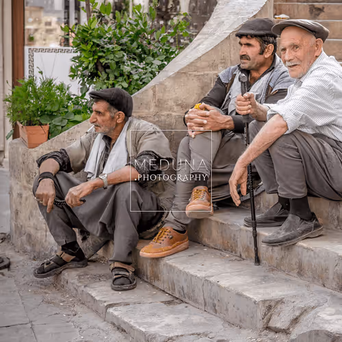 Item #112381046722962836592974674419935165827730707126809541689433939953686383951882 Media