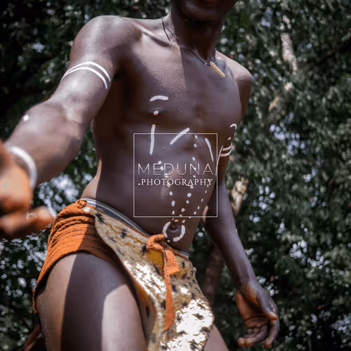 Item #112381046722962836592974674419935165827730707126809541689433939905307872329738 Media