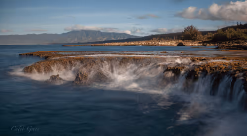 Item #60469663086247547060734774796591062506143363533646926759444952857321945432065 Media