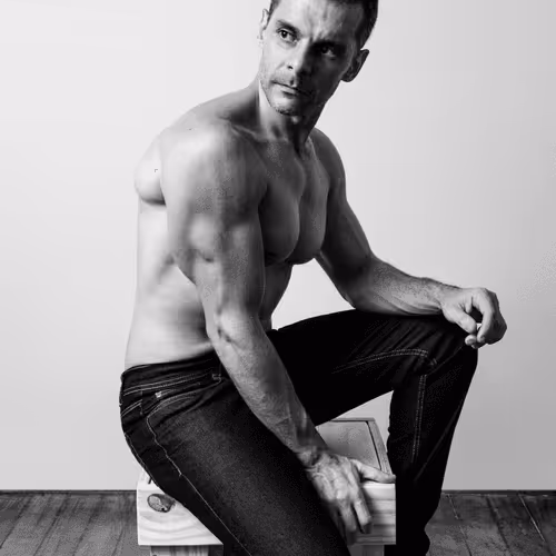 Item #83474408150443161227419273742814860452888408872523415106862383493318652723201 Media