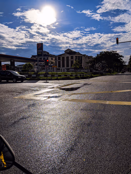 Item #106697759885429476252682213446529431491748845254432943704338818243220587151361 Media