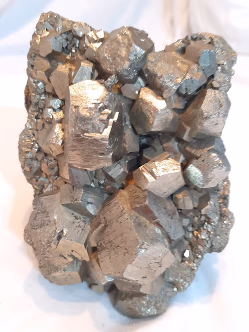 Item #26409782478920172212075597278062749897568846616851332060012248115630544257025 Media