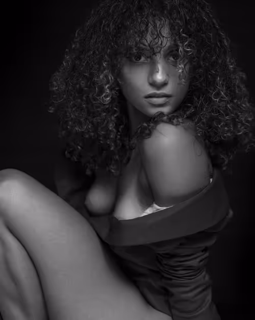 Item #83474408150443161227419273742814860452888408872523415106862383386666024828929 Media