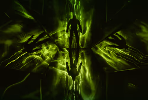 Item #75595575961320176908689771743552415637707284218923530060333789994830182481921 Media