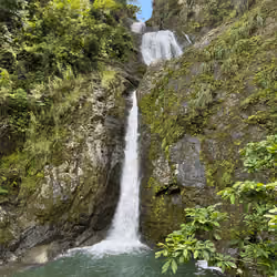 Chorro Doña Juana falls, Puerto Rico from the right