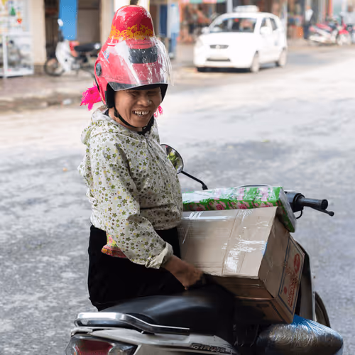 Item #80488266671287018131558448213082272878703229800970441297784273657675280023553 Media