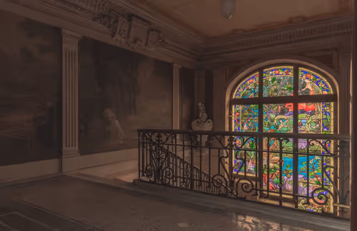 Item #3740534395444137671373528865109808018775861532832507637557493572225640431617 Media