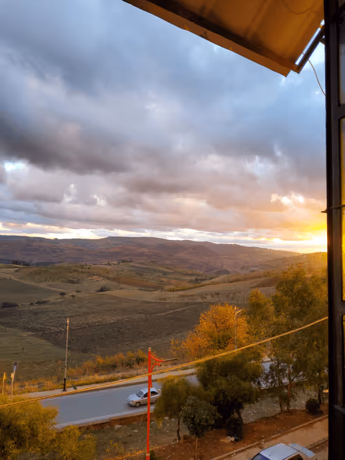 Item #87801453783816680806416105038392234738291329970489626163976307864397045301249 Media