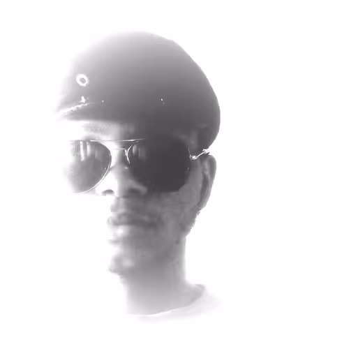 Item #80497657351979956653243553076814707016512766640632072220369819365146179403777 Media