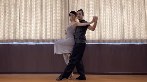 Item #83892141573927582126139065240669887870338527303365433094660708973278872469505 Media