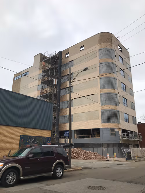 Item #91931664106156571735263247446027128189393314859416519894388302224563715964929 Media