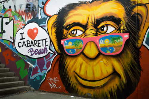 Item #112862846580633394182679535947380687546114475321528294007214342357664288211044 Media