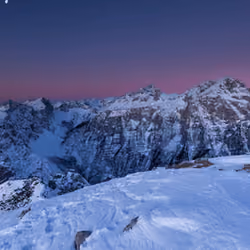雪山图