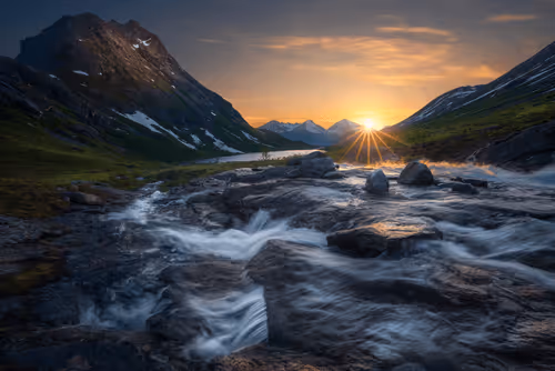 Item #96581077355438815098839991825512832741865857060493476294166675736965620432897 Media