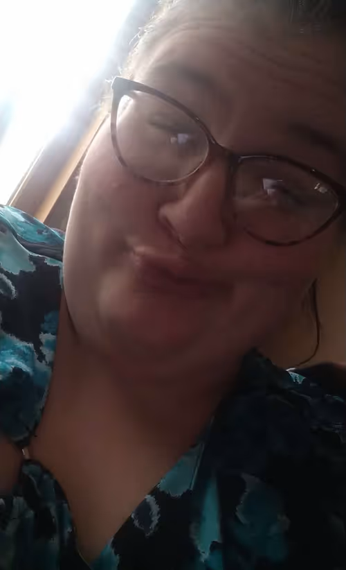 Item #12382848756991674363518588880864943349670866286280289018657542528989174693889 Media