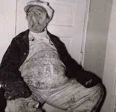 Item #9904232508516744841243121283726793551498964574342498012839096337883119747073 Media