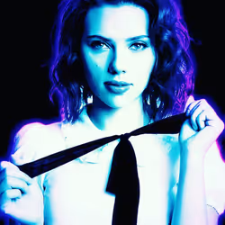 UV Scarlett Johansson