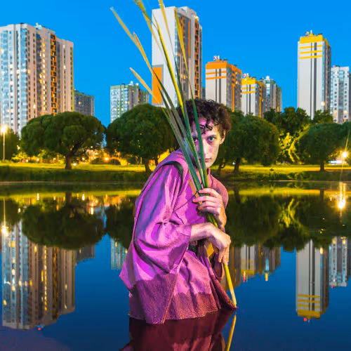 Item #69000201197487925391919563529381127399821599199936366279529444505489795710977 Media