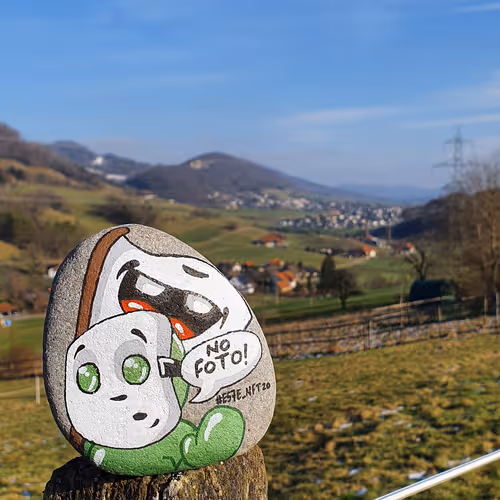 Item #76780836000871444111786607703412504968769074453506874541421732877571857580033 Media