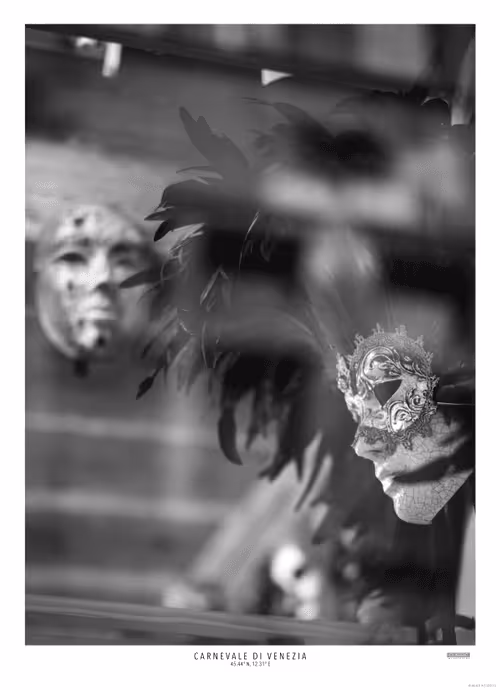 Item #14498336299239483503881613585431548073897809246895926655081837001184253050881 Media