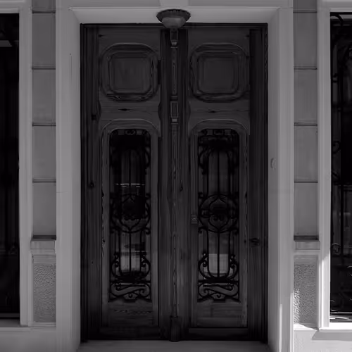 Item #20826329792801315252572666179429016405316869931745632091264530043116019777537 Media