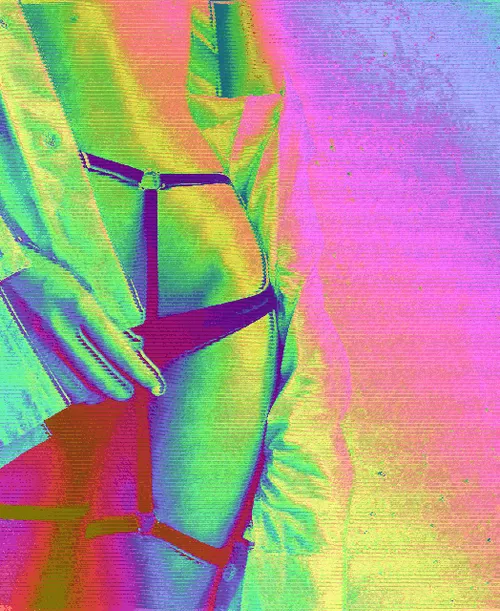 Item #90999038008026169735673291846607902387138482830554746163425286383255154589706 Media