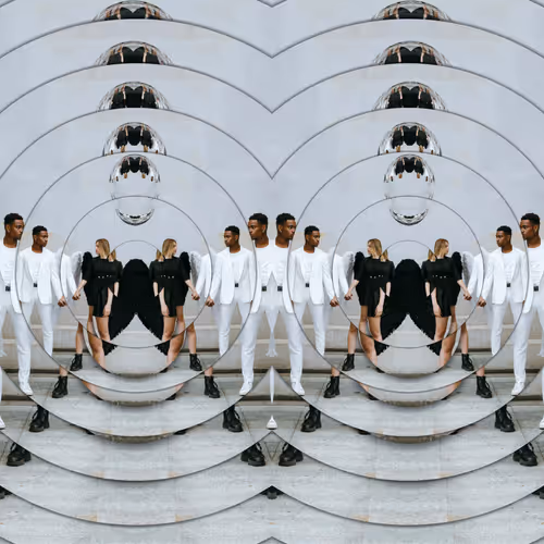 Item #73619659453747514516542980758534105595316602509498836890465073141449018572801 Media