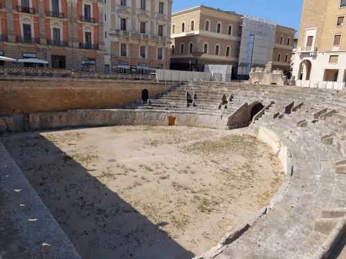 Item #43505702085321246701285015339688837487321998718285252344027785074279995932673 Media