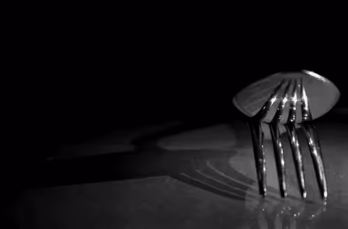 Item #47677938298297795504659062027794795077430824306360133298295084616188210184193 Media