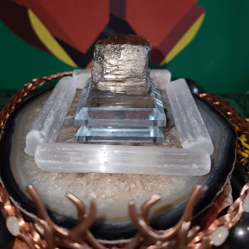 Item #42308540046866541539971940445397108885631946936136039124320588150391208673285 Media