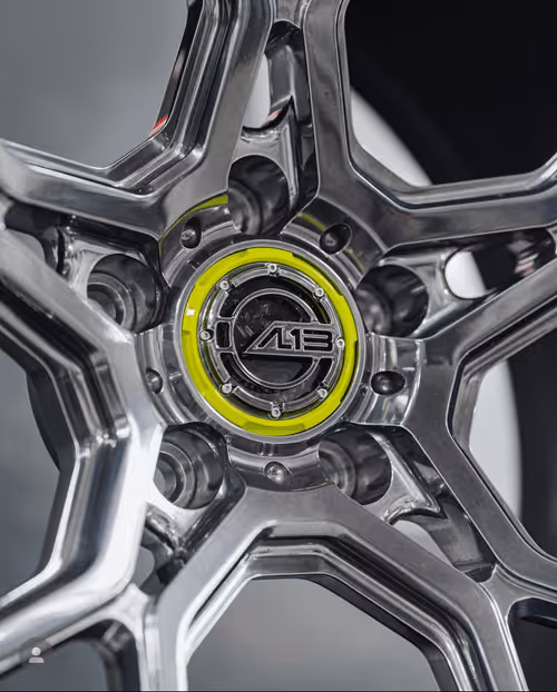 Item #25229058611374927881040034751954238323618075073375147367339549879962672562177 Media