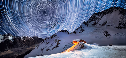 Item #5616953568499340907775711825497604278044637464082209410752742902232600543233 Media