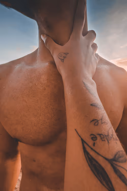 Item #69745872247393603110661768398030768345853984638807760637130407306288135405569 Media