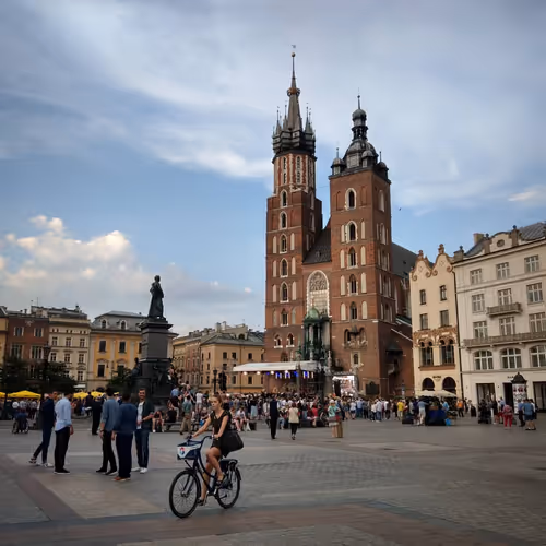 Item #33462158201964639562102265228228875634373109362842902798641885817097926213633 Media