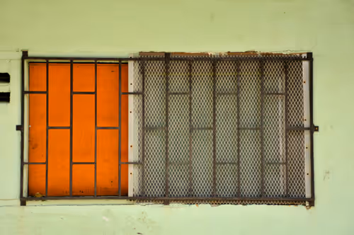 Item #51489333546284074589091074104347810418273694151813900620823153356631189749761 Media