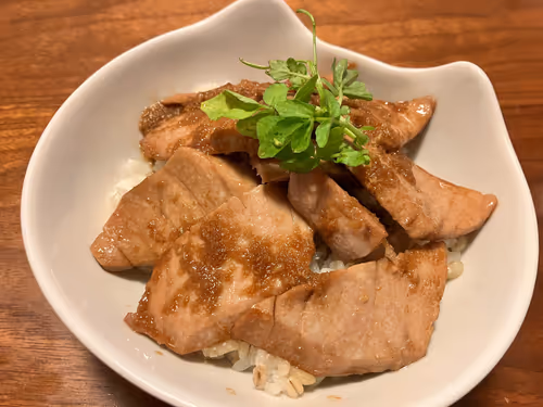 Item #98585570248321555114148715248041723475064305237482688870446603527408771399681 Media