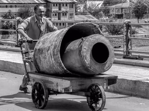 Item #72109613931800899507301719545896883889436010457889045152466565182949464997889 Media