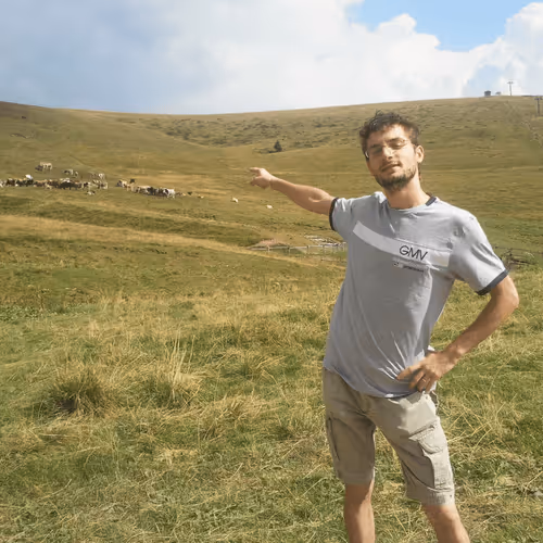 Item #47214077244790254150951228870277529554158353613299284939829940282675410501633 Media