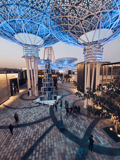 Item #112667008341302243302689137385956133130618064470449479276921417610674395152385 Media