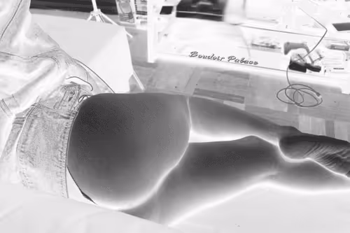 Item #68709499855600671528477948070839332443287280854958222570108696704256120455169 Media