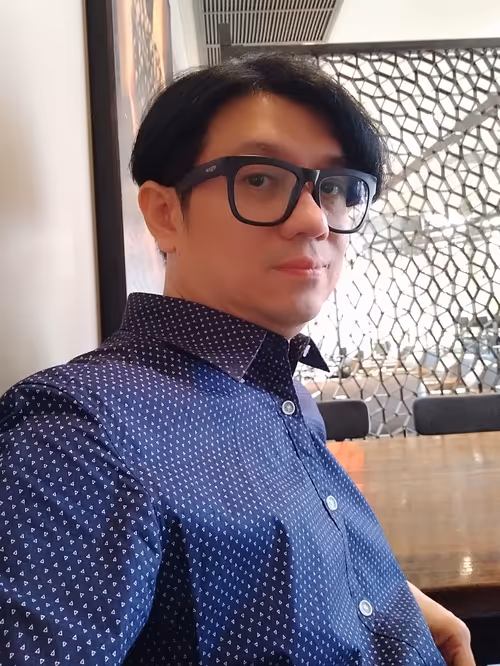 Item #11896648783495540123838967203756834386753868020298018401677300201945626050561 Media