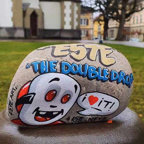 Item #76780836000871444111786607703412504968769074453506874541421732857780648280065 Media