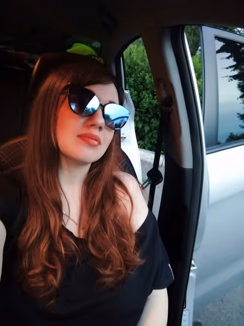 Item #111687379176541889816919328353036275918710560160410908362493498362644221919233 Media