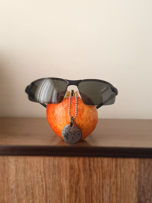 Item #47367468415563423425679893554713906242028208919121172176748582278046158946305 Media