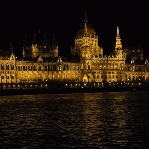 Item #96204562423592290746607308540151786971420842414918057487439675857398696771585 Media