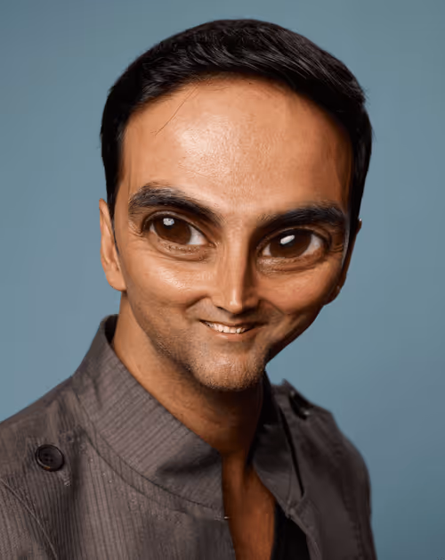 Item #56261157131684090333067152114143149334831249022165669182423078571579256340481 Media