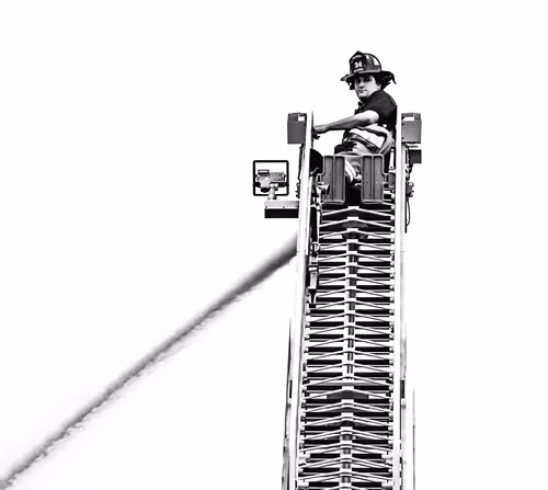 Item #27439795062901092399321903142193696129956748836890612143491337728886996729857 Media