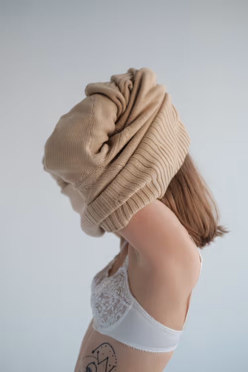 Item #76110080797063847900013459866181544009471731080577836334971527171230721376259 Media